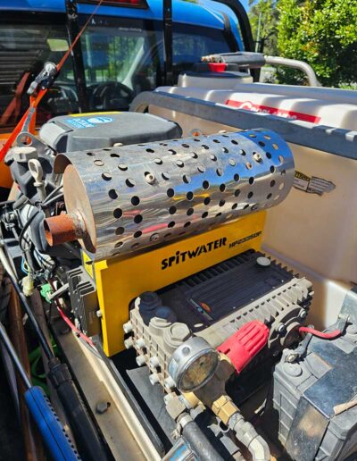 Commercial pressure washer pump and engine